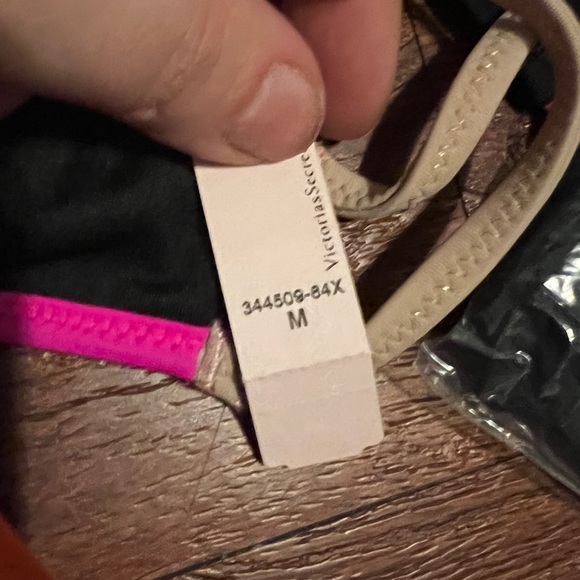 RARE Victoria’s Secret black and neon very sexy bikini - Picture 4 of 7